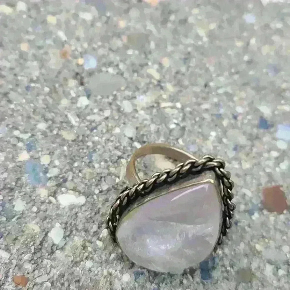 Moonstone crystal like  silver tone ring size 8 adjustable water drop shape ring - Picture 10 of 17